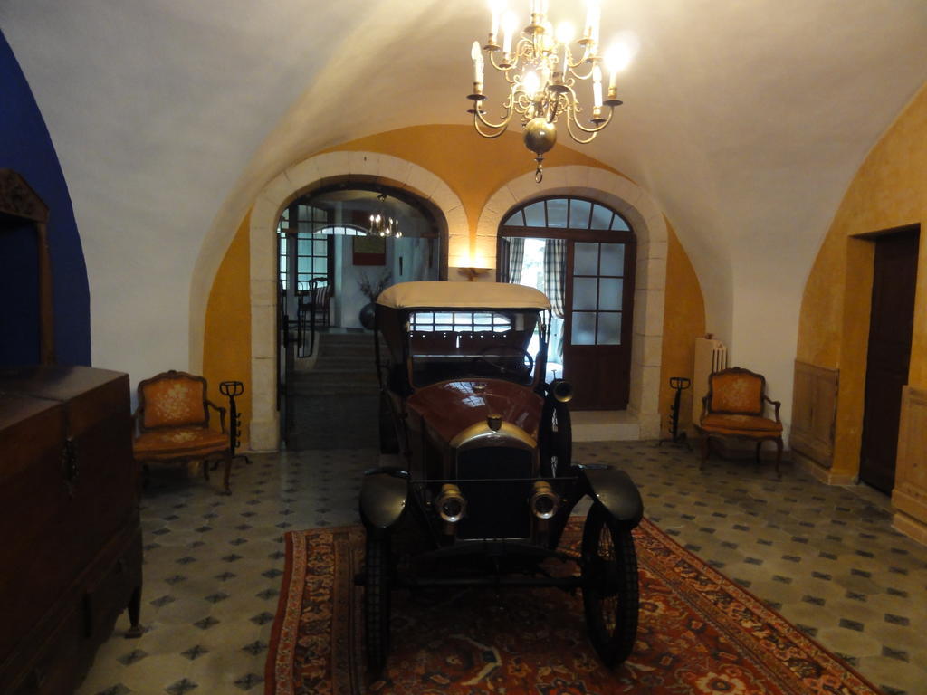 Hotel Cote Cour Chambres D'Hotes Бур-Сент-Андеоль Екстер'єр фото