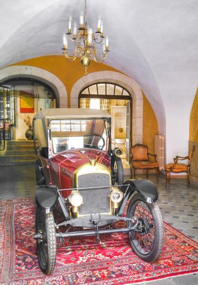 Hotel Cote Cour Chambres D'Hotes Бур-Сент-Андеоль Екстер'єр фото